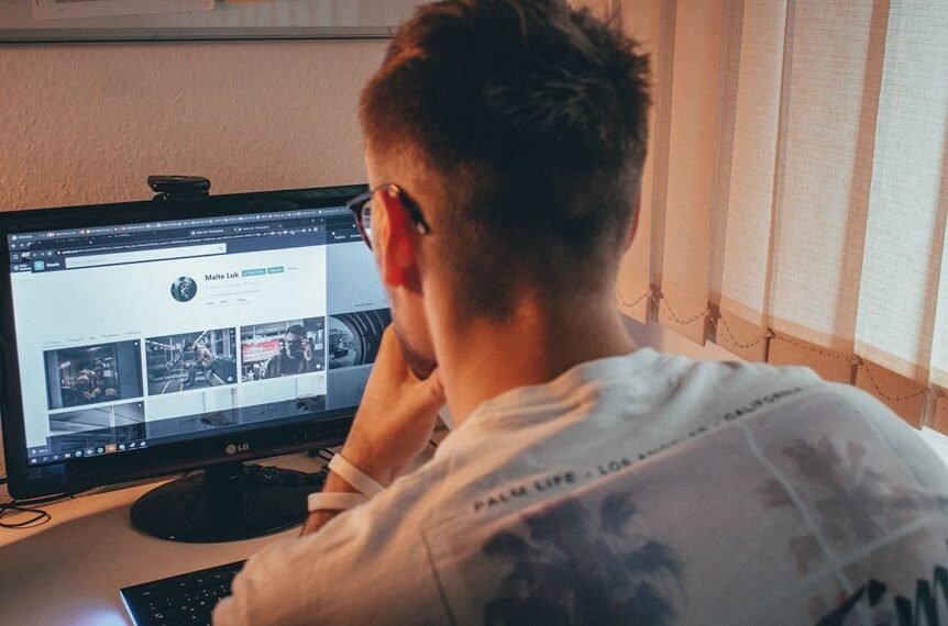discovering darkero s online content